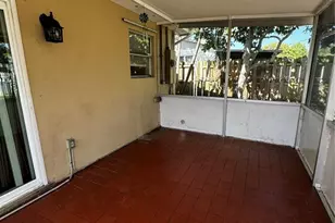 701 N 72nd Terrace, Hollywood, FL 33024 - Photo 14