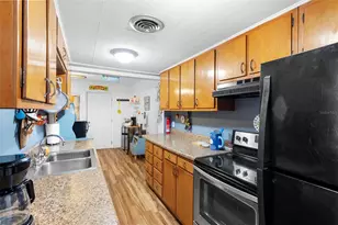 529 N Leavitt Ave, Orange City, FL 32763 - Photo 24