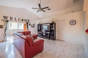 584 Swan Range Rd, Orange City, FL 32763 - Photo 14