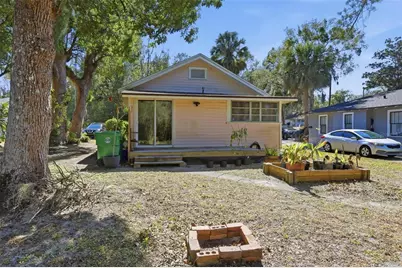 319 W University Avenue, Deland, FL 32720 - Photo 22