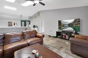 828 White Birch Ct, Orange City, FL 32763 - Photo 14