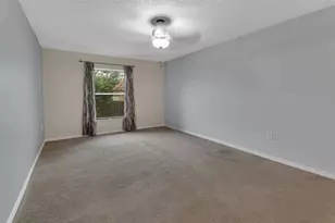 828 White Birch Ct, Orange City, FL 32763 - Photo 16