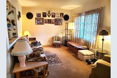 335 S Carpenter Avenue, Orange City, FL 32763 - Photo 2