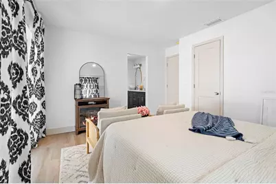 1049 W New York Avenue, Orange City, FL 32763 - Photo 30