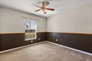 33 Bannerwood Ln, Palm Coast, FL 32137 - Photo 10