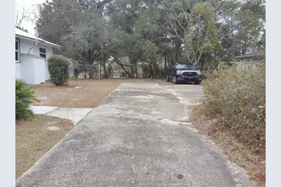 624 E Howry Avenue, Deland, FL 32724 - Photo 10