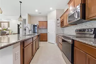 129 Alexandria Cir, Deland, FL 32724 - Photo 14