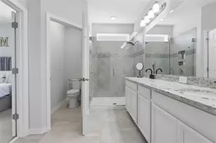 2201 Standing Rock Cir, Oakland, FL 34787 - Photo 20