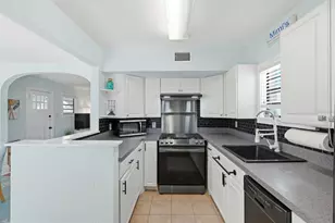 7 Clarendon Ct, Daytona Beach, FL 32118 - Photo 14