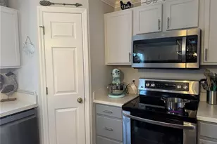 1166 Balfour Dr, Deltona, FL 32725 - Photo 10