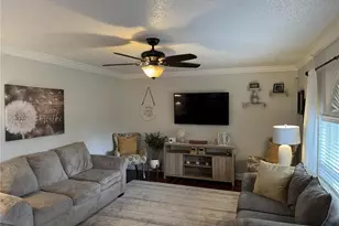 1166 Balfour Dr, Deltona, FL 32725 - Photo 12