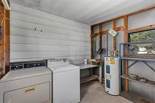 1404 Plantation Dr, Lady Lake, FL 32159 - Photo 28