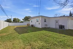 2051 Green St, South Daytona, FL 32119 - Photo 14