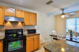 411 N Halifax Ave, Daytona Beach, FL 32118 - Photo 8