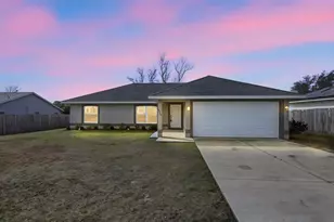 2928 Devonshire St, Deltona, FL 32738 - Photo 1