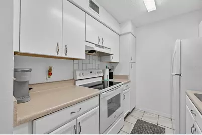 1401 S Palmetto Avenue #806, Daytona Beach, FL 32114 - Photo 10