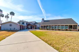1480 Lakeview Dr, Deland, FL 32720 - Photo 1