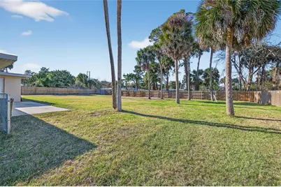 123 W Ocean Avenue, Edgewater, FL 32132 - Photo 28