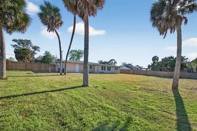 123 W Ocean Avenue, Edgewater, FL 32132 - Photo 32