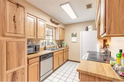 1561 Mobile Avenue, Daytona Beach, FL 32117 - Photo 6