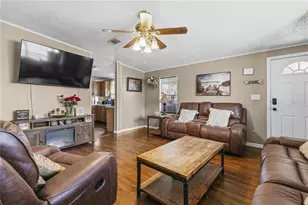 9098 Lake Hatchineha Rd, Haines City, FL 33844 - Photo 2