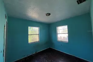 4885 Billings Ave, De Leon Springs, FL 32130 - Photo 6