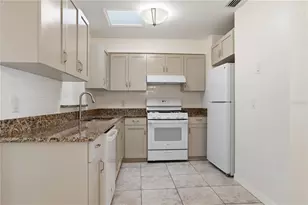 2483 Becky Sue Dr, Orlando, FL 32807 - Photo 12