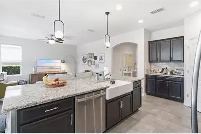404 W Victoria Trails Blvd, Deland, FL 32724 - Photo 14