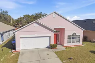 2104 Mallard Creek Cir, Kissimmee, FL 34743 - Photo 4