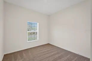 2138 E Hyde Dr, Deltona, FL 32738 - Photo 12