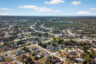 2138 E Hyde Dr, Deltona, FL 32738 - Photo 44