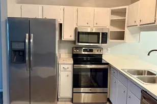 1004 Hartford Dr, Deland, FL 32724 - Photo 6