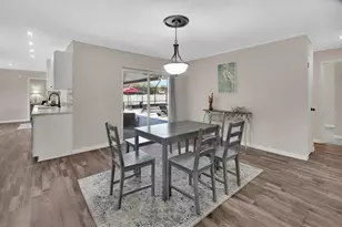 1007 Crescent Pkwy, Deland, FL 32724 - Photo 16