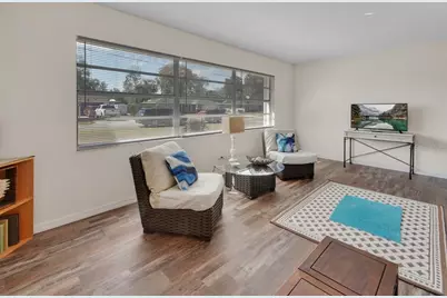 1007 Crescent Parkway, Deland, FL 32724 - Photo 6