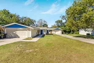 951 Beau Ct, Orange City, FL 32763 - Photo 2