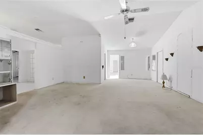 650 E Voorhis Avenue, Deland, FL 32724 - Photo 28