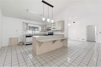 650 E Voorhis Avenue, Deland, FL 32724 - Photo 14