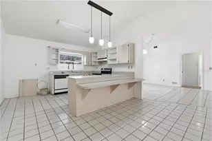 650 E Voorhis Ave, Deland, FL 32724 - Photo 14