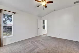 5054 Portsmouth St, Tavares, FL 32778 - Photo 18