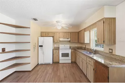 525 Sandy Pines Drive, Orange City, FL 32763 - Photo 14