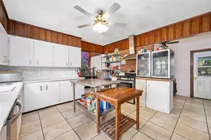 228 W Howry Ave, Deland, FL 32720 - Photo 34