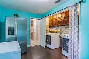 3272 Majestic Oak Dr, Saint Cloud, FL 34771 - Photo 48