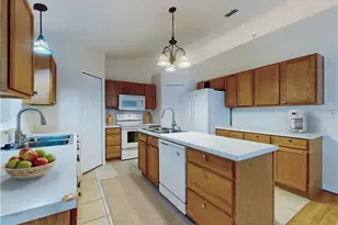2695 N Juliet Dr, Deltona, FL 32738 - Photo 8