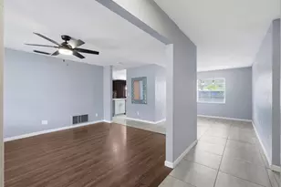 1317 N Shangri-La Dr, Daytona Beach, FL 32119 - Photo 8