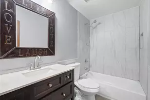 1317 N Shangri-La Dr, Daytona Beach, FL 32119 - Photo 24