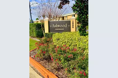 1000 Lake Of The Woods Boulevard #206F, Fern Park, FL 32730 - Photo 2