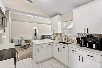 3010 Hallow Drive, Deltona, FL 32738 - Photo 4