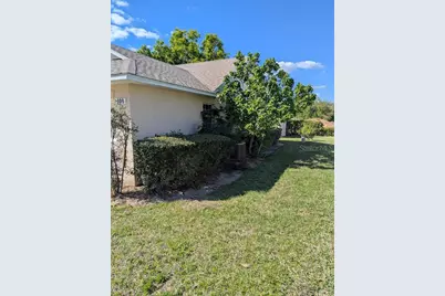 108 Twin Lake Circle, Umatilla, FL 32784 - Photo 10