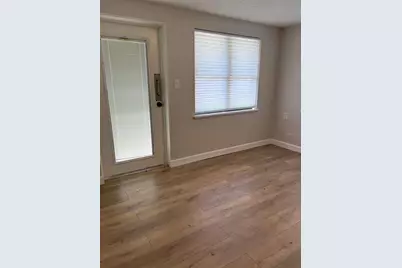 312 W Palmetto Avenue, Deland, FL 32720 - Photo 8