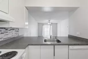 100 E Kentucky Ave, Deland, FL 32724 - Photo 6